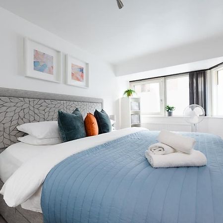 City Center,2 Bedroom Apartment With Parking CBG Екстериор снимка