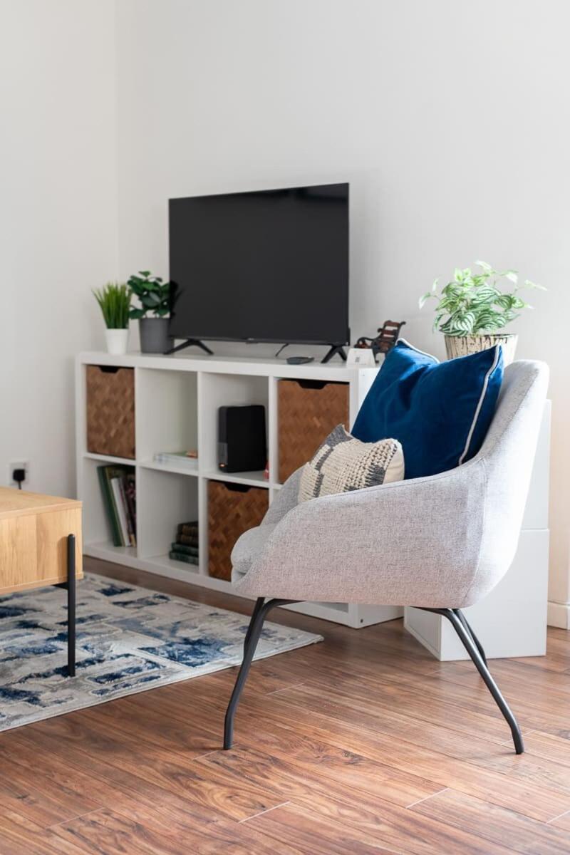 City Center,2 Bedroom Apartment With Parking CBG Екстериор снимка