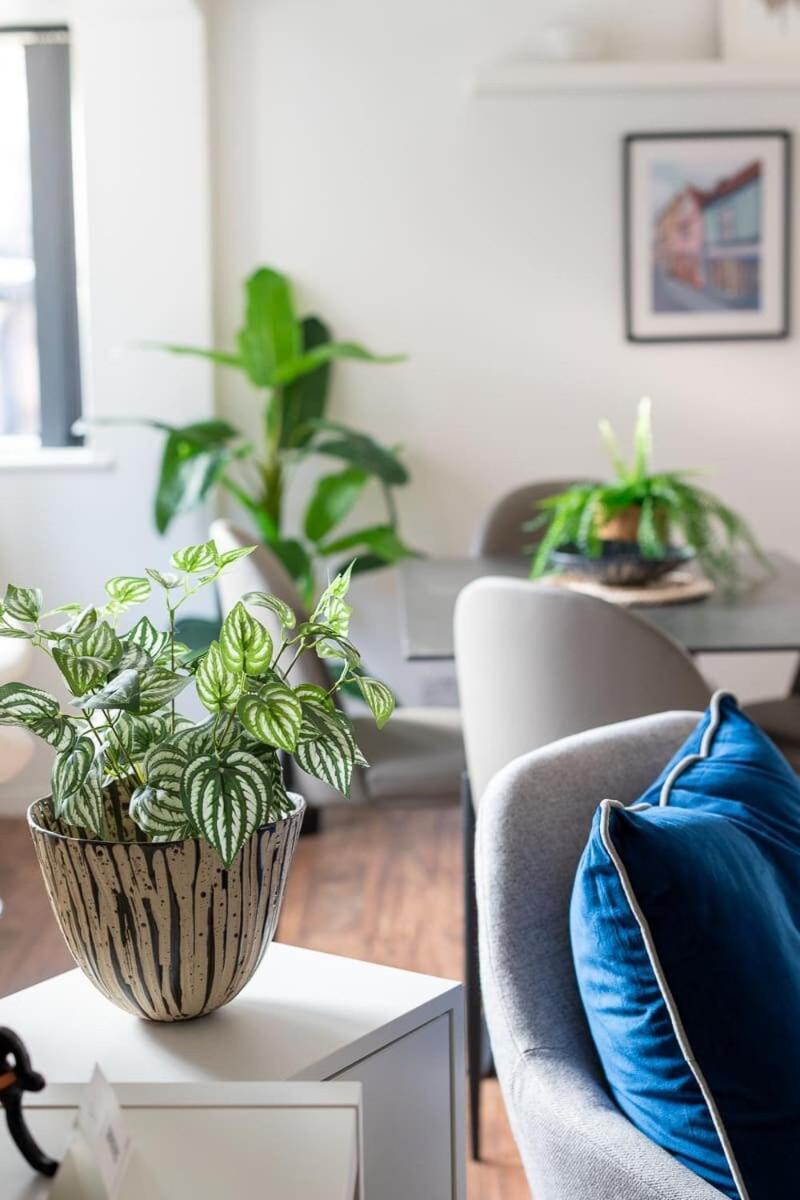 City Center,2 Bedroom Apartment With Parking CBG Екстериор снимка